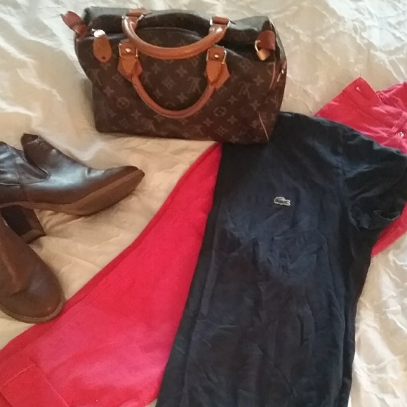 Clothes - Picture 4 of 8